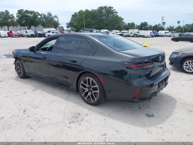 2024 BMW 740 WBA33EH00RCS50112 Photo 2