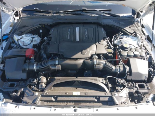 2018 JAGUAR XF SAJBM2FV4JCY67253 Photo 9