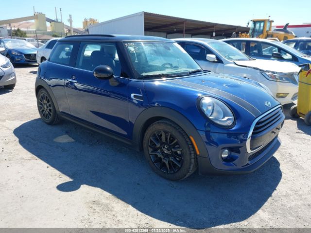 Mini 2018 2018 WMWXP5C57J2G61769 main image