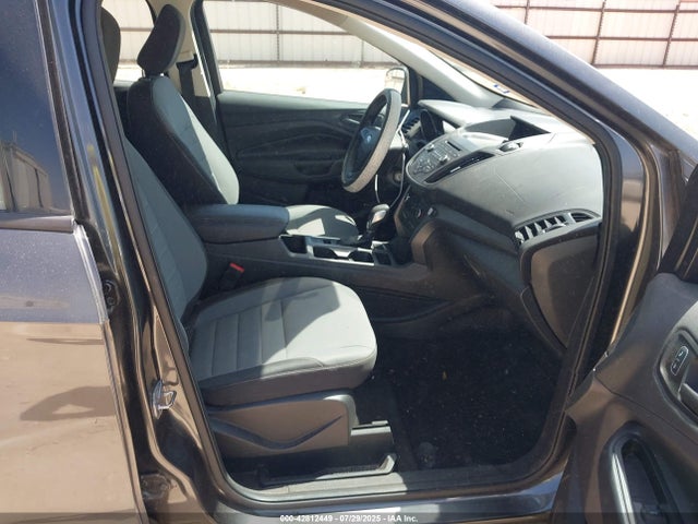 1FMCU0F7XJUB42240 Ford 2.5l i-vct
