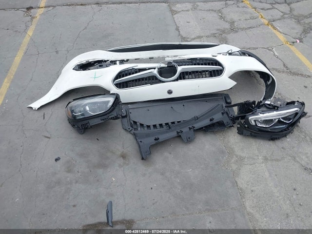 W1KAF4GB5SR248721 Mercedes-Benz m254