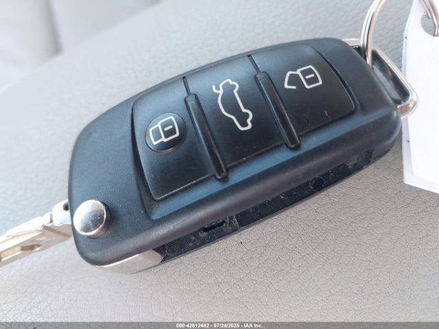 2011 AUDI A6 WAUKGAFB0BN062553 Photo 10