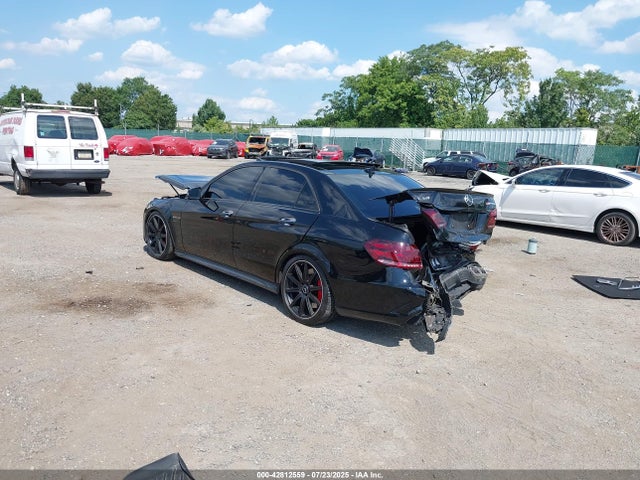 Mercedes-Benz E-Class 2015 WDDHF7GB6FB116906 Image 3