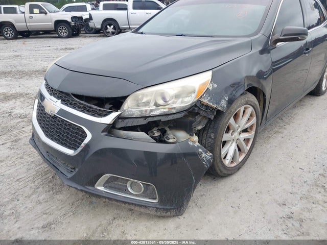 Chevrolet lkw 2015 1G11D5SL6FF181357 Image 6