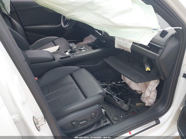 2018 AUDI A4 WAUENAF4XJN016196 Photo 4