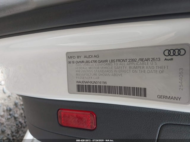 2018 AUDI A4 WAUENAF4XJN016196 Photo 8