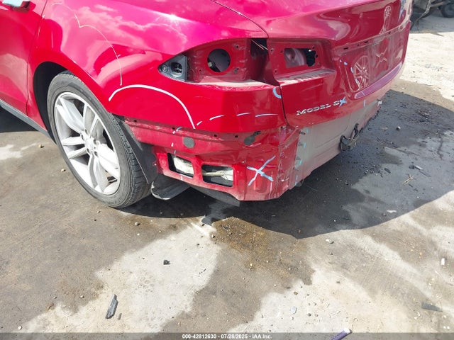 2014 TESLA MODEL S 5YJSA1S1XEFP66439 Photo 5