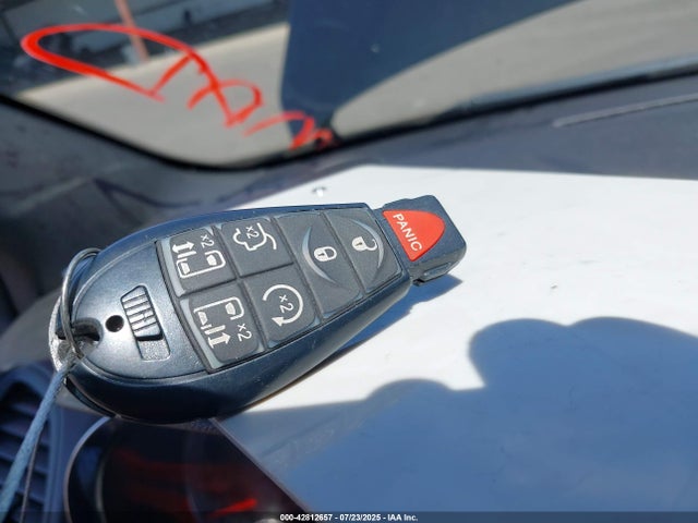 2C4RDGEG5KR718596 Dodge Grand Caravan