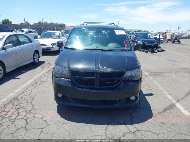 2C4RDGEG5KR718596 Dodge Grand Caravan