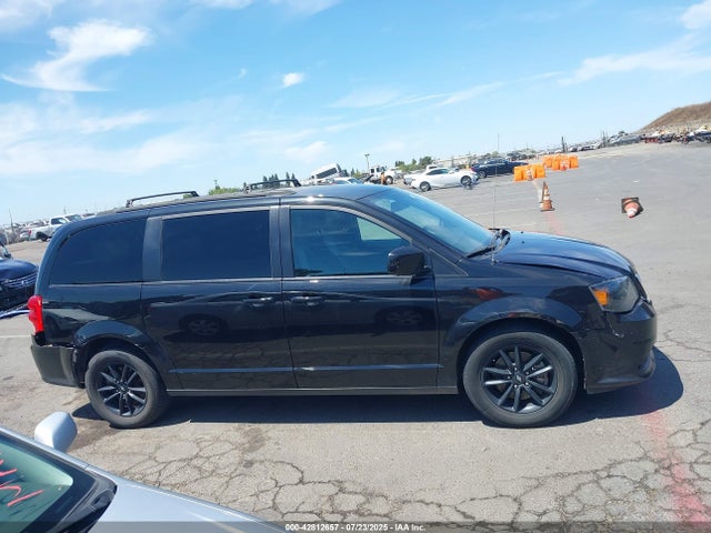 2C4RDGEG5KR718596 Dodge Grand Caravan