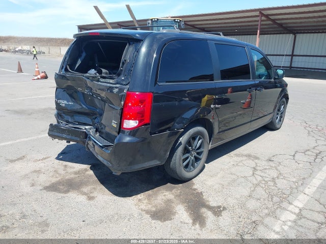 2C4RDGEG5KR718596 Dodge Grand Caravan