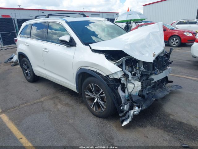2016 TOYOTA HIGHLANDER 5TDKKRFH8GS133116