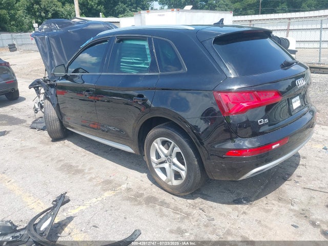 2018 AUDI Q5 WA1ANAFY2J2021621 Photo 2