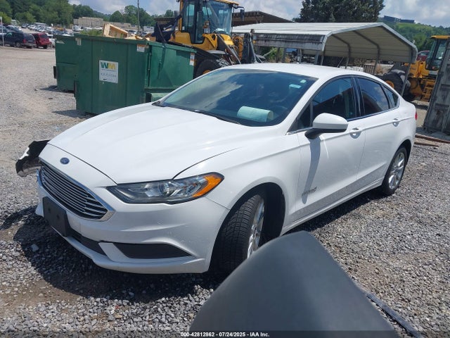 Ford 2.0l 4v atk hev 2017 3FA6P0LU5HR385996 Image 2
