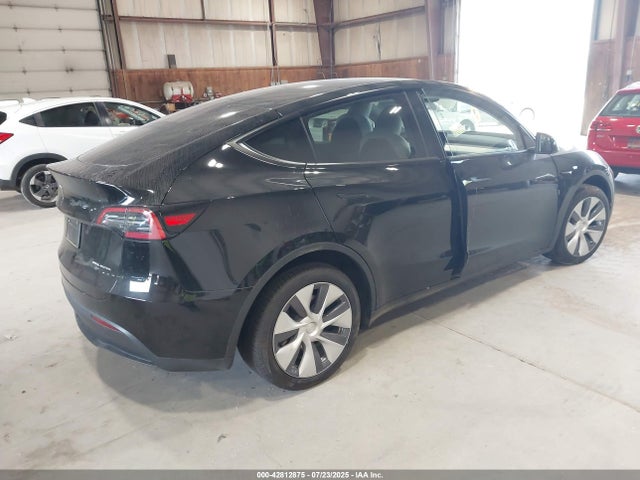 2024 TESLA MODEL Y 7SAYGDEE3RA236490 Photo 3
