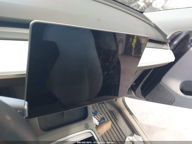 2024 TESLA MODEL Y 7SAYGDEE3RA236490 Photo 6