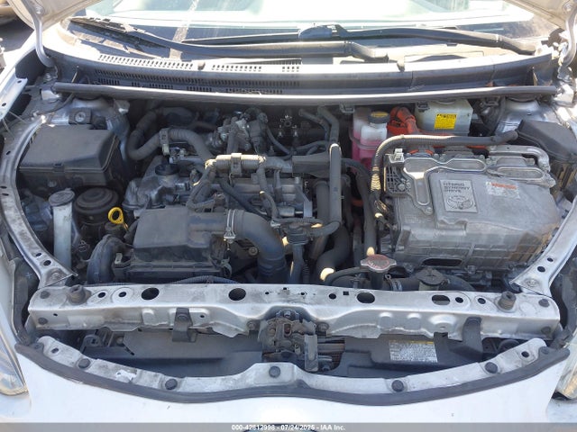 JTDKDTB37G1127175 Toyota 1nz-fxe+1lm