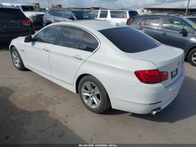 2013 BMW 528I WBAXG5C55DDY33125 Photo 2