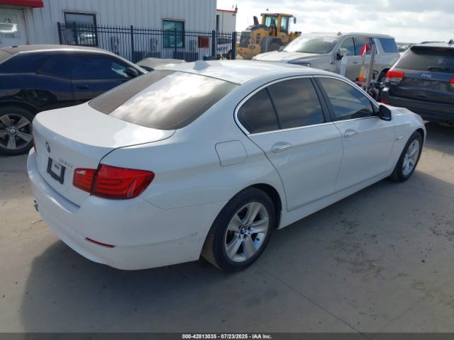 2013 BMW 528I WBAXG5C55DDY33125 Photo 3