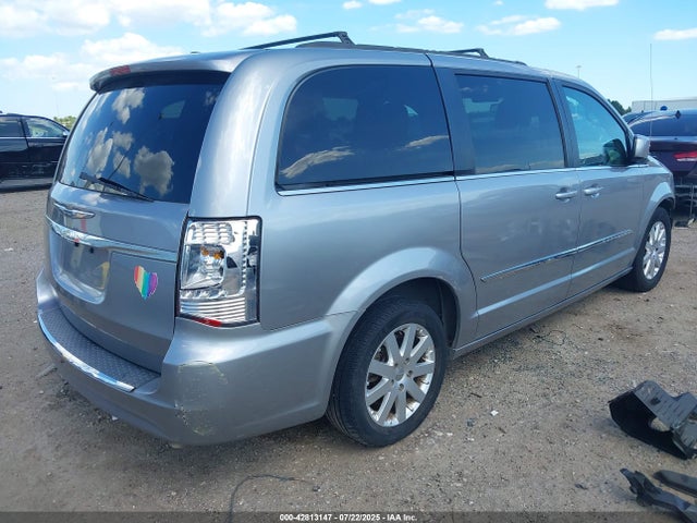 2C4RC1BG5FR645434 Chrysler Town and Country