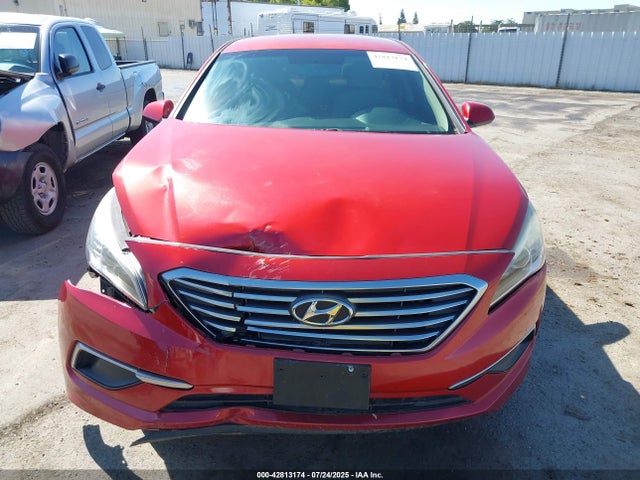 5NPE24AF8HH454067 Hyundai 2017
