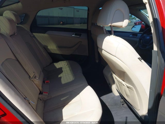 5NPE24AF8HH454067 Hyundai 2017