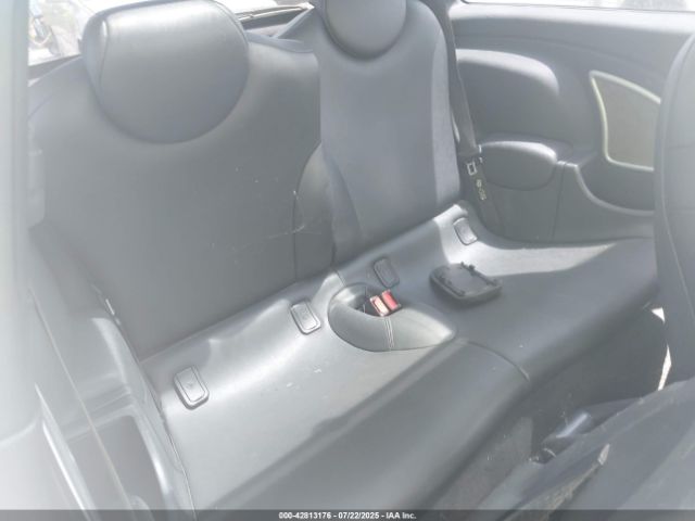 2005 MINI COOPER S WMWRE33515TG97721 Photo 7