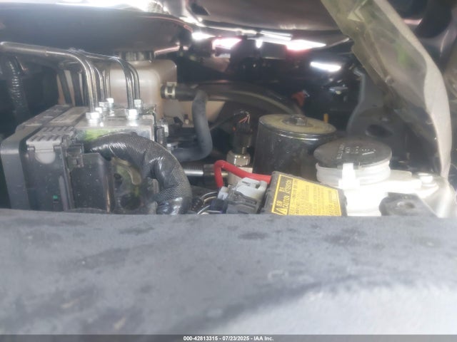 Lexus 2017 2017 2T2BGMCA1HC014759 Image 10