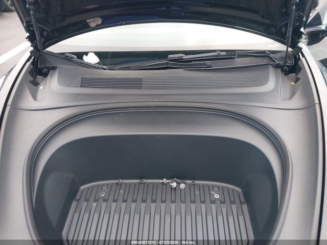 2024 TESLA MODEL 3 5YJ3E1EA2RF854816 Photo 9