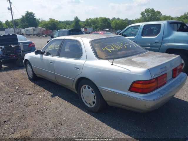 1993 LEXUS LS JT8UF11E2P0178212 Photo 2