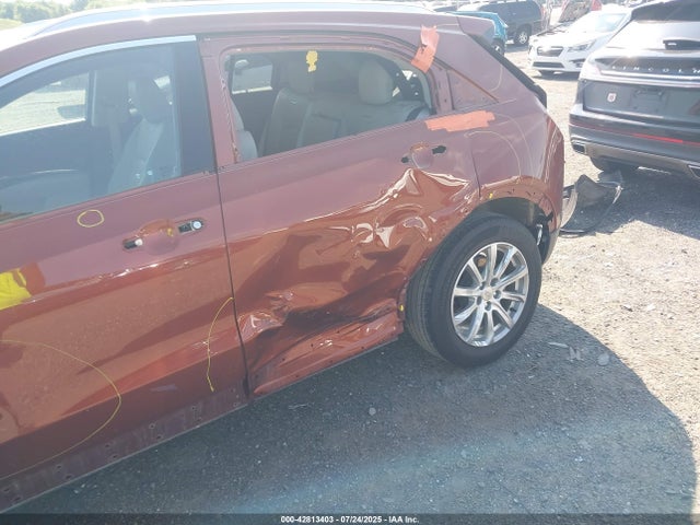 2019 CADILLAC XT4 1GYFZBR49KF107432 Photo 5