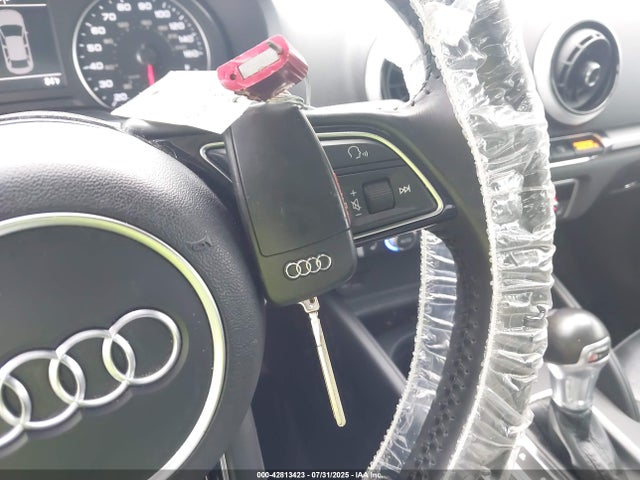 2017 AUDI A3 WAUAUGFF4H1035060 Photo 10