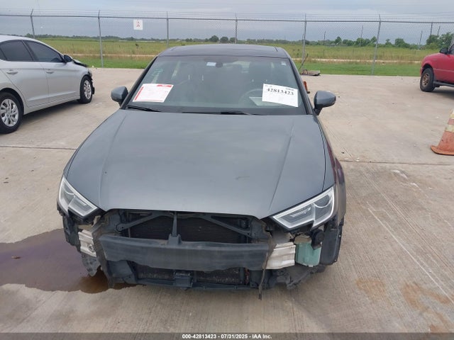 2017 AUDI A3 WAUAUGFF4H1035060 Photo 5