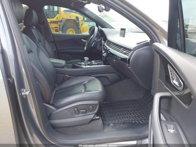 2017 AUDI Q7 WA1LAAF78HD016854 Photo 4