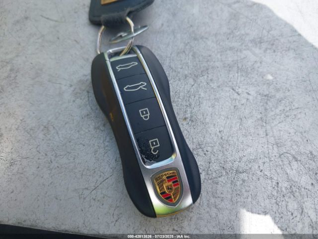 2020 PORSCHE TAYCAN WP0AC2Y17LSA70336 Photo 10