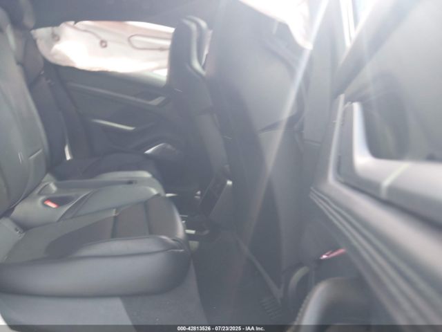 2020 PORSCHE TAYCAN WP0AC2Y17LSA70336 Photo 7