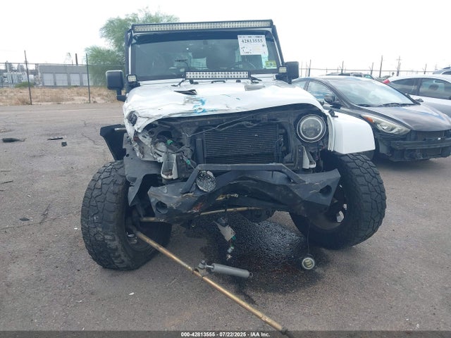 1C4HJWFG9GL305805 Jeep Wrangler