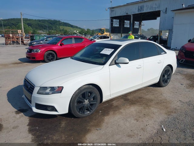 2011 AUDI A4 WAUBFAFL0BN010836 Photo 1