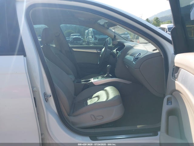 2011 AUDI A4 WAUBFAFL0BN010836 Photo 4