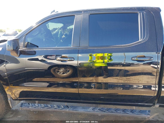 Chevrolet l84 2022 3GCUDFED2NG682595 Image 14