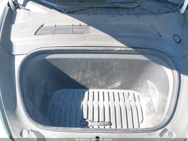 2021 TESLA MODEL Y 5YJYGDEE9MF214695 Photo 9