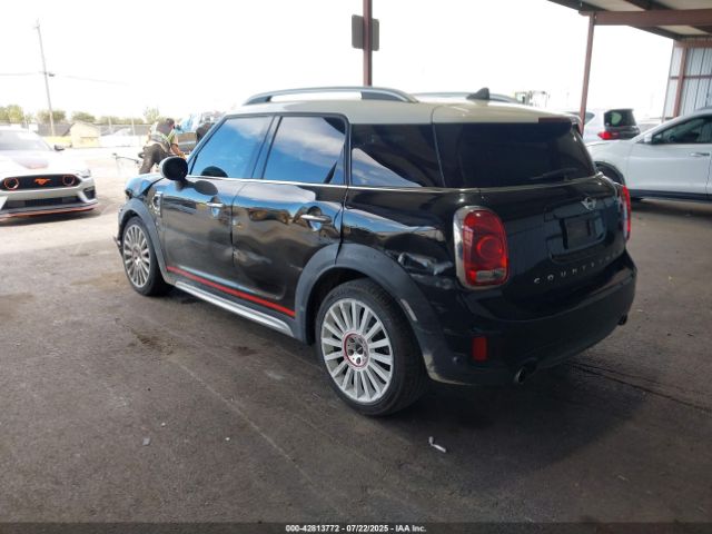 2018 MINI COUNTRYMAN WMZYT3C37J3D99719 Photo 2