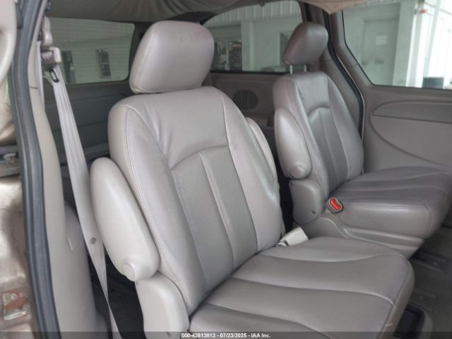 2003 CHRYSLER TOWN & COUNTRY 2C8GP74L03R215877 Photo 7