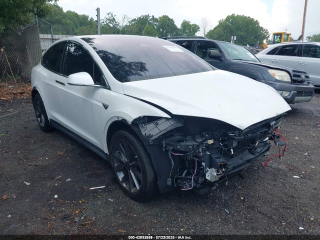 2020 TESLA MODEL X 5YJXCDE29LF297587 Photo 0