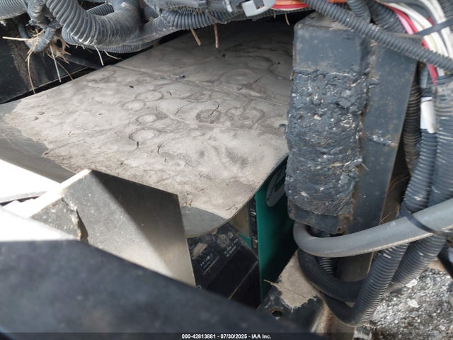 Freightliner cummins b6.7 2019 4UZACGFC1KCKS6809 Image 14