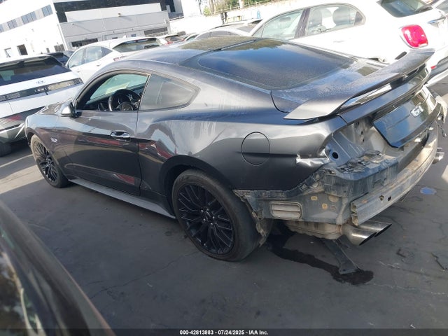 Ford 5.0l 4v premium fuel 2018 1FA6P8CF3J5146603 Image 16