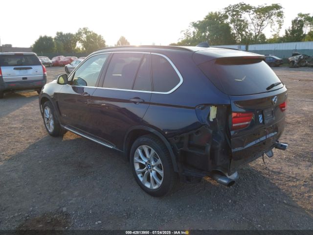 2016 BMW X5 5UXKR0C5XG0P28651 Photo 2