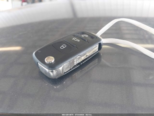 2017 VOLKSWAGEN PASSAT 1VWDT7A38HC082089 Photo 10