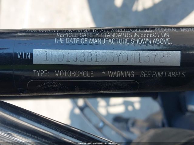 2005 HARLEY-DAVIDSON FXSTDI 1HD1JBB135Y041572 Photo 9