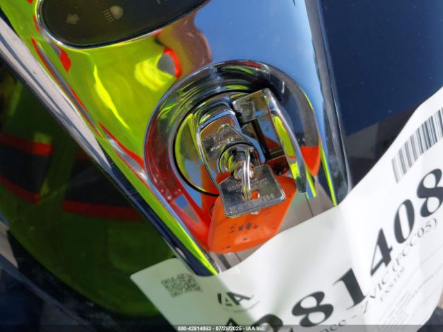 2005 HARLEY-DAVIDSON FXSTDI 1HD1JBB135Y041572 Photo 10